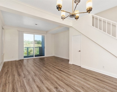 30902 Clubhouse Drive - Photo Thumbnail 10