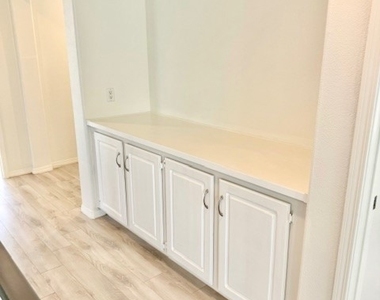 1562 Chesire Drive - Photo Thumbnail 37