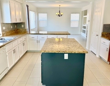 1562 Chesire Drive - Photo Thumbnail 21