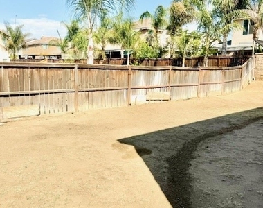 1562 Chesire Drive - Photo Thumbnail 64