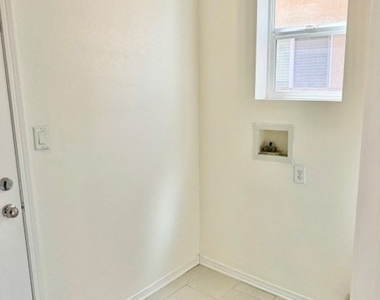 1562 Chesire Drive - Photo Thumbnail 29
