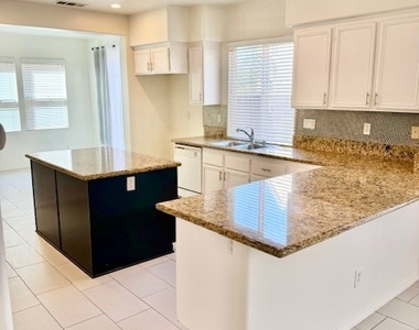 1562 Chesire Drive - Photo Thumbnail 20