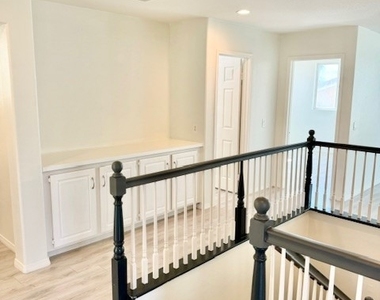 1562 Chesire Drive - Photo Thumbnail 32