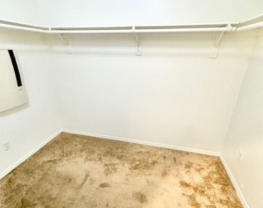 1562 Chesire Drive - Photo Thumbnail 44