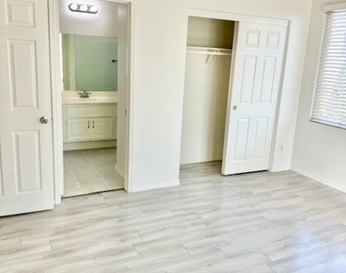 1562 Chesire Drive - Photo Thumbnail 51