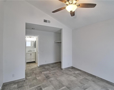 1278 Vista Serena Avenue - Photo Thumbnail 10