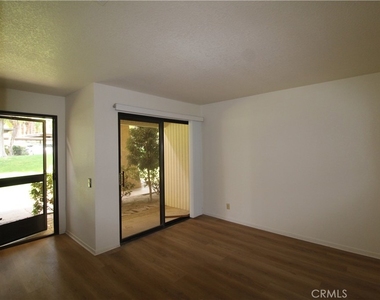 2800 E Los Felices Circle - Photo Thumbnail 4