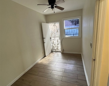 612 E 87th - Photo Thumbnail 6