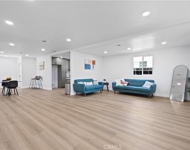 7629 Arcola - Photo Thumbnail 16