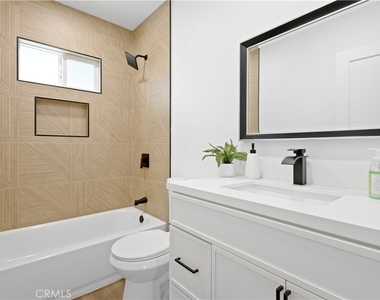 7629 Arcola - Photo Thumbnail 11