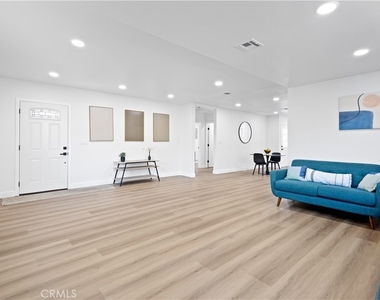 7629 Arcola - Photo Thumbnail 14
