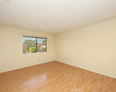 11251 Frankmont Court - Photo Thumbnail 12