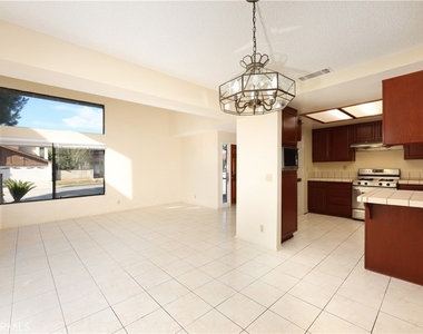 11251 Frankmont Court - Photo Thumbnail 5