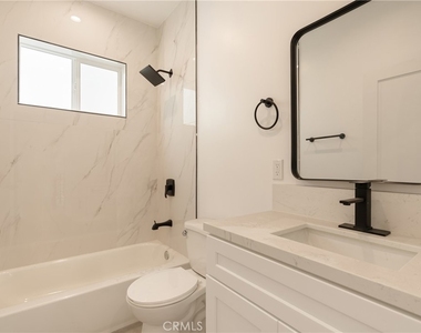 2843 Folsom - Photo Thumbnail 25
