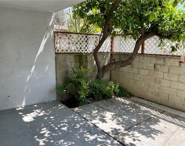 2064 Evergreen Street - Photo Thumbnail 15