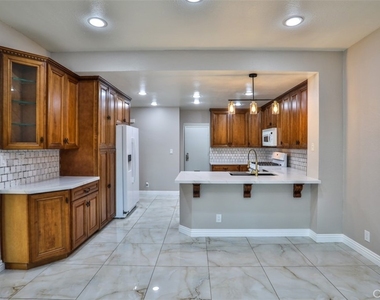 176 Calle Renata - Photo Thumbnail 32