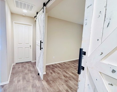 2636 Red Pine - Photo Thumbnail 8
