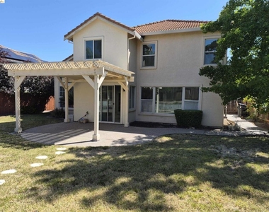 4016 Caldera Way - Photo Thumbnail 2