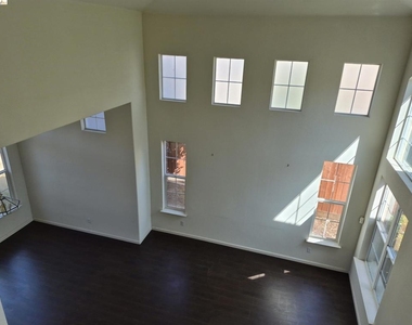 4016 Caldera Way - Photo Thumbnail 7