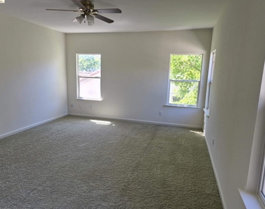 4016 Caldera Way - Photo Thumbnail 14