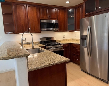 397 Ann Ct - Photo Thumbnail 2