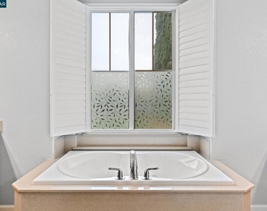 3927 Hidden Grove Ln - Photo Thumbnail 34
