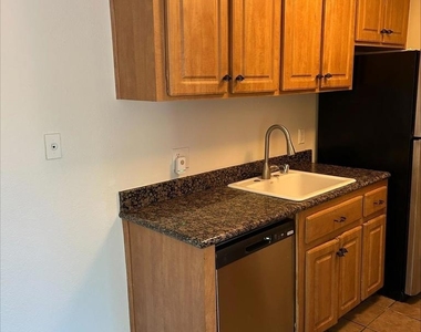 5313 Ridgeview Cir - Photo Thumbnail 32