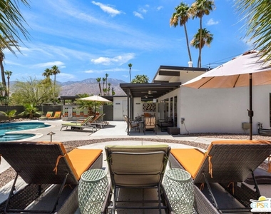 622 N Monterey Road - Photo Thumbnail 3