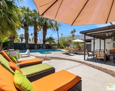 622 N Monterey Road - Photo Thumbnail 4