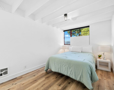 29235 Heathercliff Road - Photo Thumbnail 9
