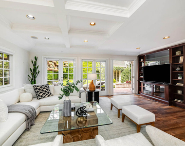 547 Loring Avenue - Photo Thumbnail 3