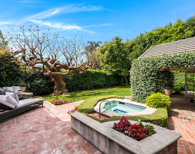 547 Loring Avenue - Photo Thumbnail 24