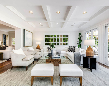 547 Loring Avenue - Photo Thumbnail 4