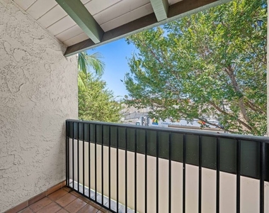 357 S El Camino Drive - Photo Thumbnail 12