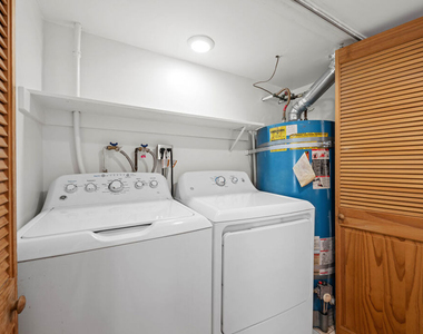 357 S El Camino Drive - Photo Thumbnail 24