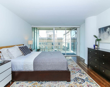 6250 Hollywood Boulevard - Photo Thumbnail 23