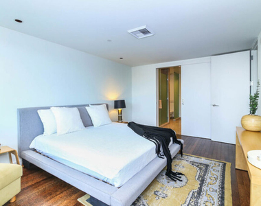 6250 Hollywood Boulevard - Photo Thumbnail 11