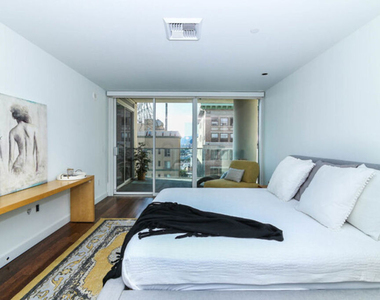 6250 Hollywood Boulevard - Photo Thumbnail 10