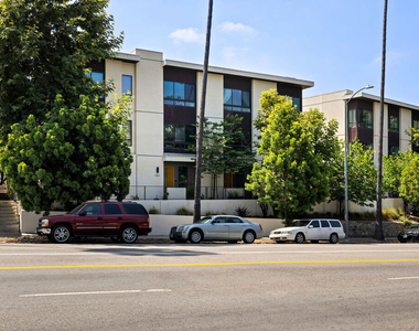 118 S Avenue 50 - Photo Thumbnail 9