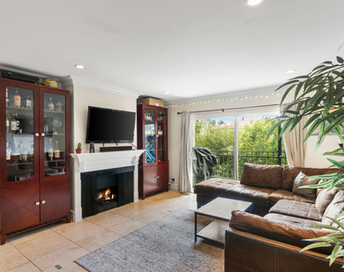 6481 Kanan Dume Road - Photo Thumbnail 7