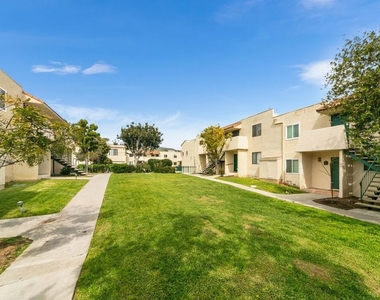 6481 Kanan Dume Road - Photo Thumbnail 13