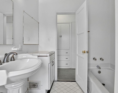 314 N St Andrews Place - Photo Thumbnail 10