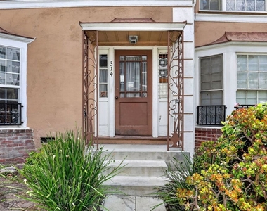 314 N St Andrews Place - Photo Thumbnail 14