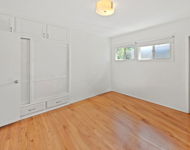 2124 Hillsboro Avenue - Photo Thumbnail 14