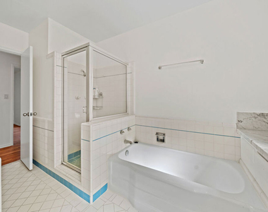 2124 Hillsboro Avenue - Photo Thumbnail 16