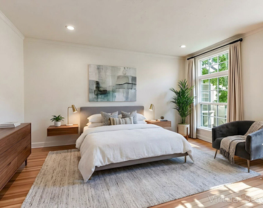1014 N Doheny Drive - Photo Thumbnail 17