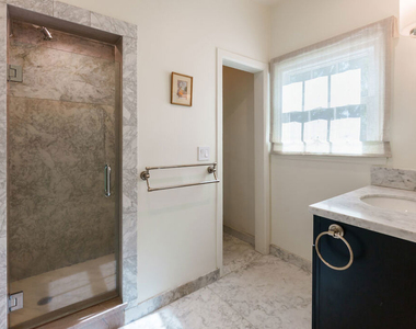 1014 N Doheny Drive - Photo Thumbnail 20