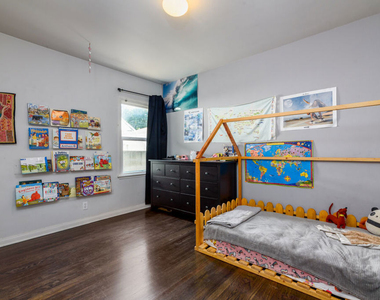 6601 Rubio Avenue - Photo Thumbnail 17