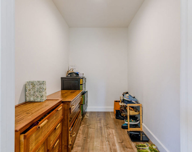 6601 Rubio Avenue - Photo Thumbnail 14