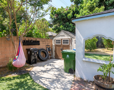 6601 Rubio Avenue - Photo Thumbnail 28